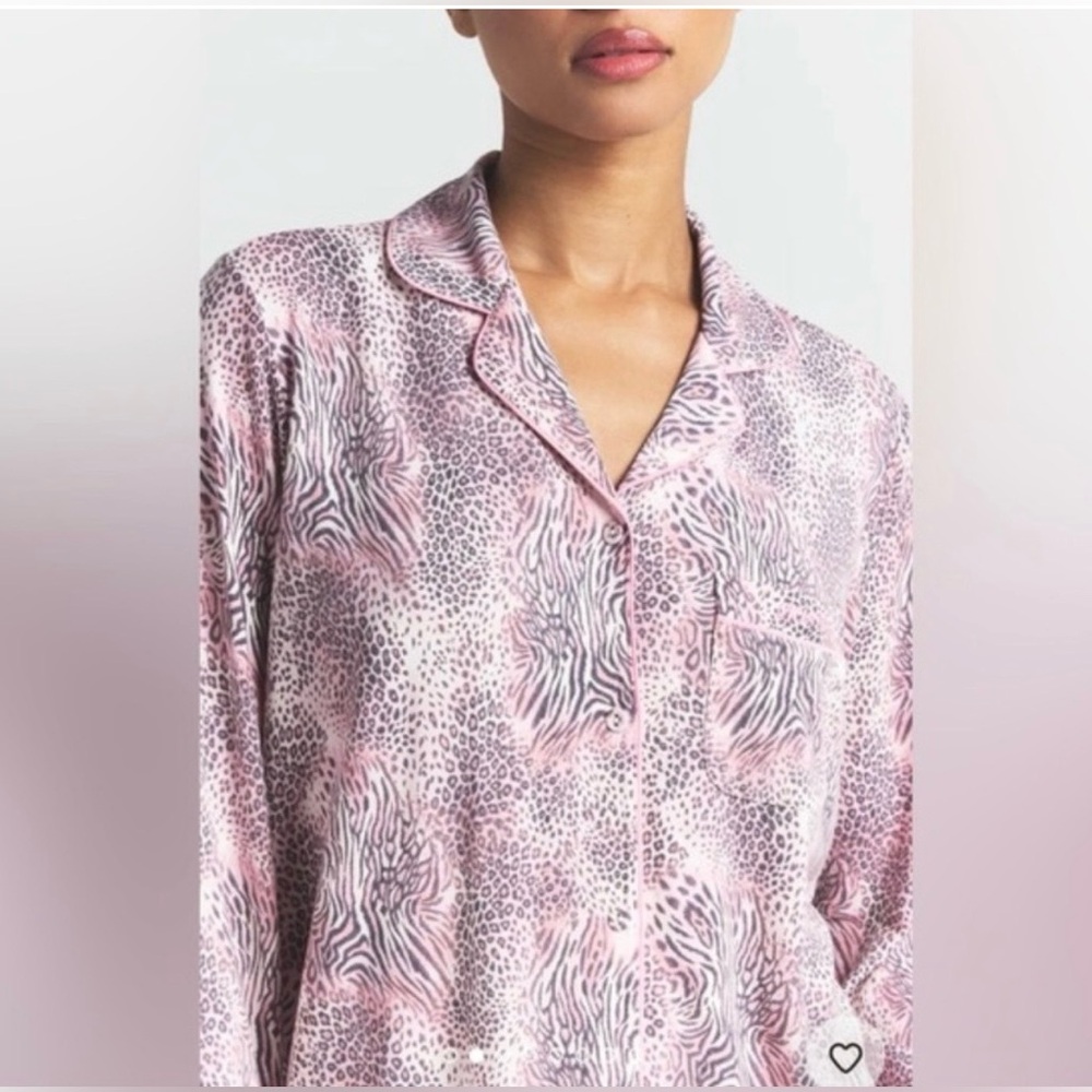 SKIMS Bloom Long Sleeve Pajama Set Pink Leopard Print Medium NWT - Picture 2 of 4